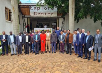 Minister Evelyn Anite, UIA officials and investors in a group photo