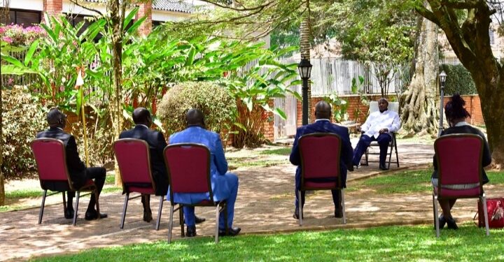 President Yoweri Museveni in a meeting with South Sudan's Special Envoy