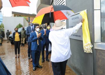 President Yoweri Museveni launches Skyz Hotel Naguru