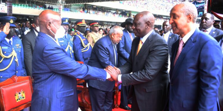 President Ruto greeting President Museveni