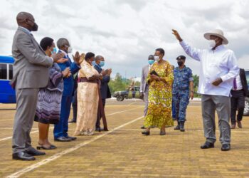 President Yoweri Museveni and First Lady/Minister of Education and Sports Janet Museveni being welcomed by Minister of state for Higher Education John Chrysostom Muyingo, State Minister for Primary Education Joyce Moriku Kaducu, the Chairperson Education Services Commission Prof Dr Samuel Luboga, Director Education Standards in Ministry of Education and Sports Frances Atima and the Uganda National Teachers' Union (UNATU) General Secretary Filbert Bates Baguma for the World teachers’ Day celebrations at the Kololo Grounds Ceremonial on the 30th November 2022. Photo by PPU/Tony Rujuta.