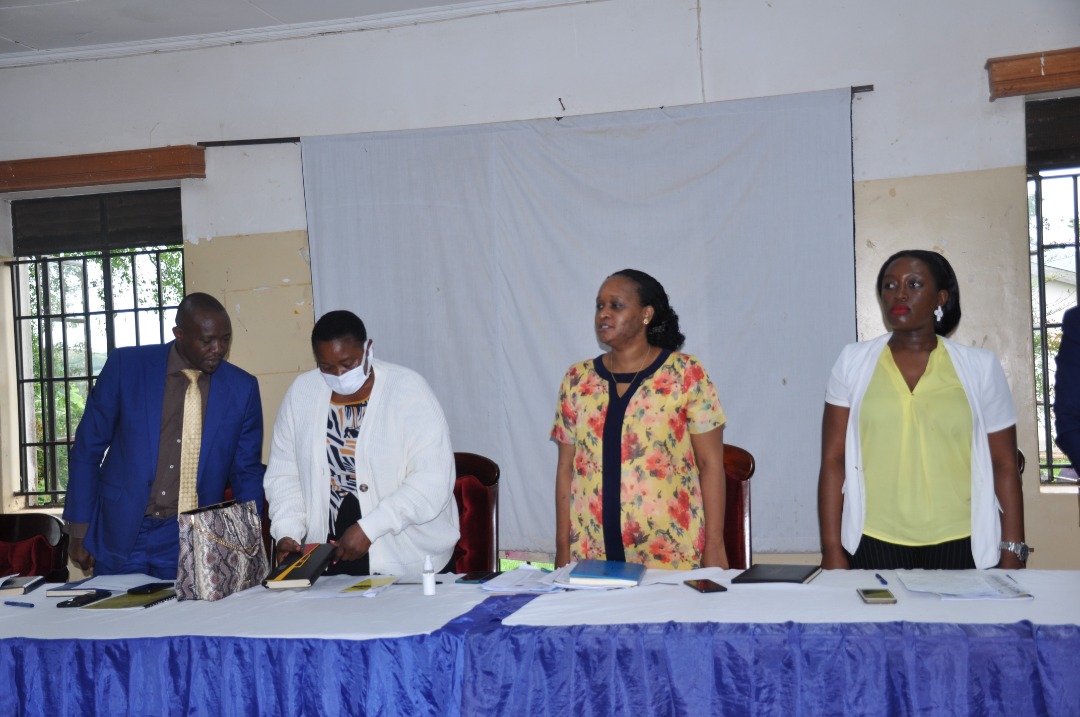 Minister Babalanda meets Rakai district leaders, cautions them against poor service delivery