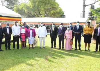 President Yoweri Museveni with KCCA leaders