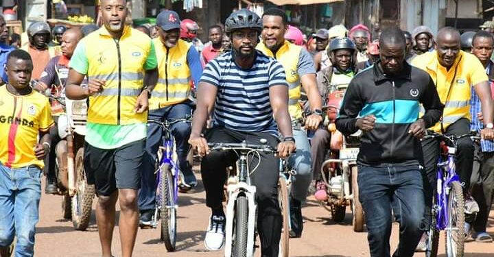 The Kyabazinga of Busoga William Gabula Nadiope IV competed in the special route that started from Post Office, Mainstreet, Gadaffi barracks roundabout, Mailo Mbili to the Kingdom headquarters