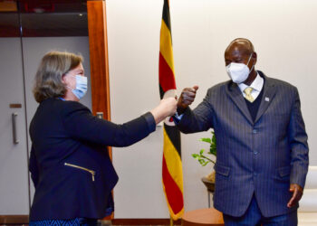 President Museveni chats with Victoria Nuland, the United State Under Secretary for Political Affairs after a meeting in Washington DC on Wednesday. PPU Photo
