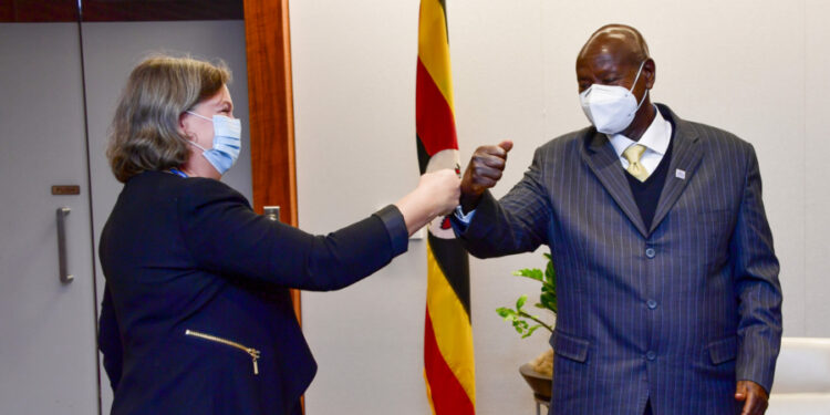 President Museveni chats with Victoria Nuland, the United State Under Secretary for Political Affairs after a meeting in Washington DC on Wednesday. PPU Photo