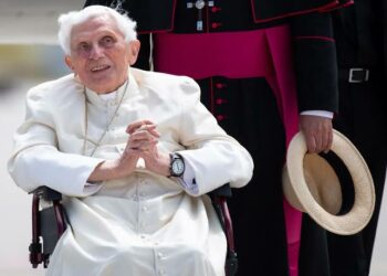 Pops Emeritus Benedict XVI