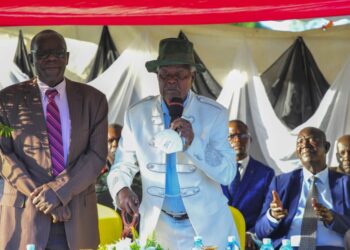 The Lago Paramount Chief Won Nyaci Yosam Odur Ebii delivering his speech at the 1st graduation of the Presidential Initiative for Zonal Industrial Parks for Skills Development, Value Addition and Wealth creation at the Lango Zonal Industrial Hub in Lira district on 3rd January 2023. Photo by PPU / Tony Rujuta.