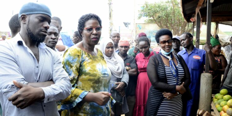 State House officials deliver business booster packages to market vendors in Luwero district