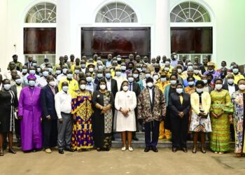 President Museveni with leaders from Bukedea district