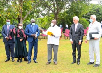 President Yoweri Museveni with AU Commission Mr. Moussa Faki Mahamat and his delegation