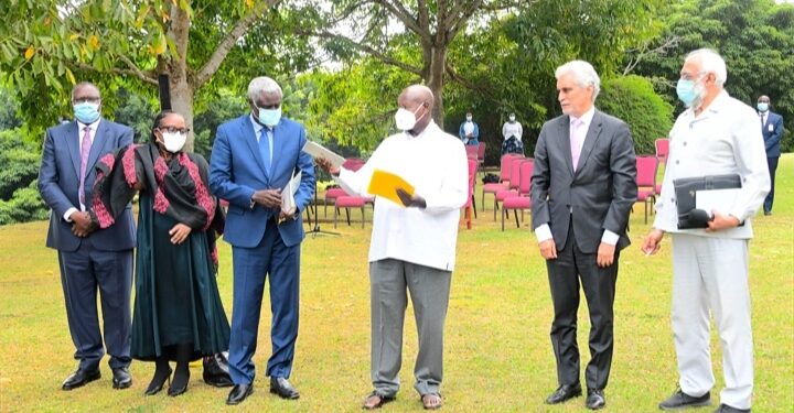 President Yoweri Museveni with AU Commission Mr. Moussa Faki Mahamat and his delegation