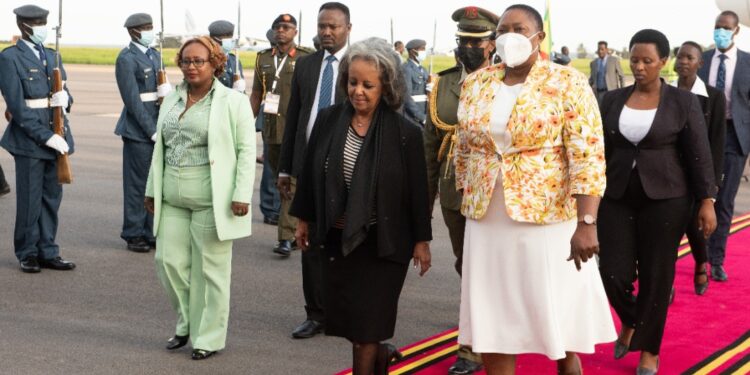 Presidency Minister Milly Babalanda welcomes Ethiopian President Sahle-Work Zewde