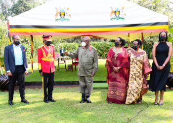 President Museveni with Gen.Kayihura and family