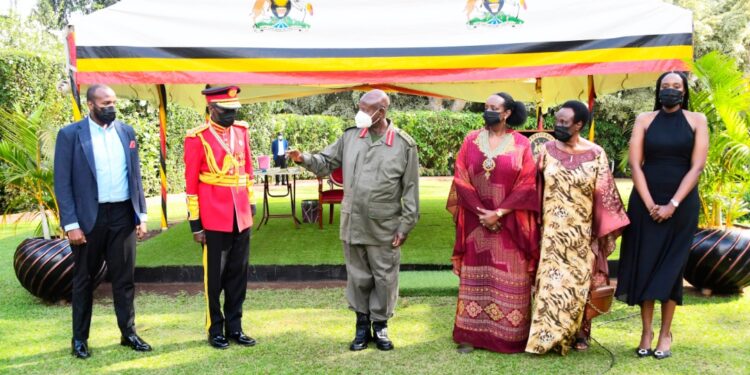 President Museveni with Gen.Kayihura and family