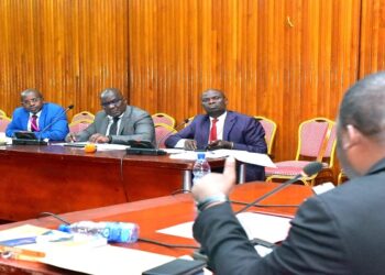 L-R: KCCA's Eng. Justus Akankwasa, Eng. Luyimbazi and Minister Kabuye interfacing with the committee at Parliament