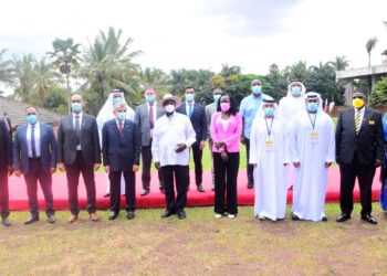 President Museveni,  UAE investors and Uganda officials at the Uganda-UAE Business Summit