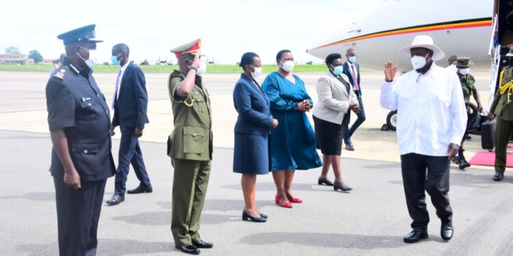 President Museveni back to Uganda from UAE