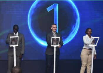 From left to right: James Langat, Director of regional network implementation and operations at Safaricom; Zoltan Miklos, General Manager of Access and Architecture, MTN South Africa; Thabisa Faye, Director and Chairman of the 5G Council Committee of ICASA 