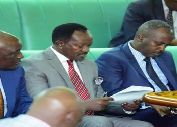 Minister for Defence, Hon. Oboth Oboth (L), Committee Chairperson, Hon. Kajwengye (C) and the Internal Affairs State Minister, Gen David Muhoozi in the House during the processing of the bill