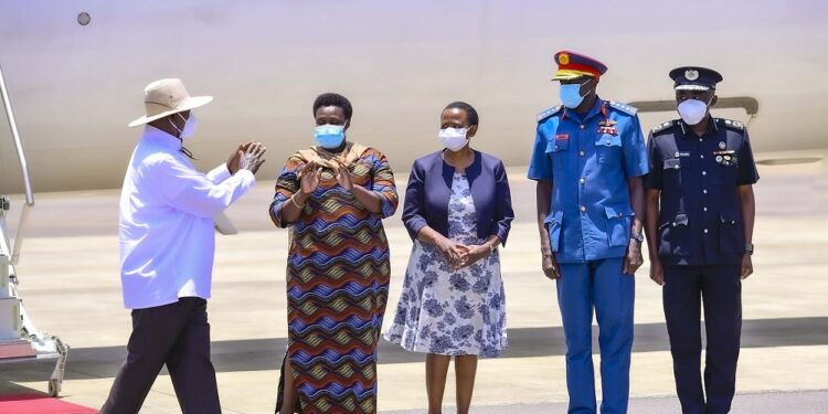 President Museveni returns from Zanzibar