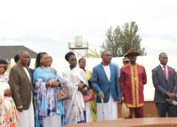 Ambassador Milton Kambula (extreme right) on a visit to Obugabe of Ankole