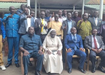 Hajji Sadat Kisuyi, Officials from the Office of the President in a group photo with RDCs and DISOs